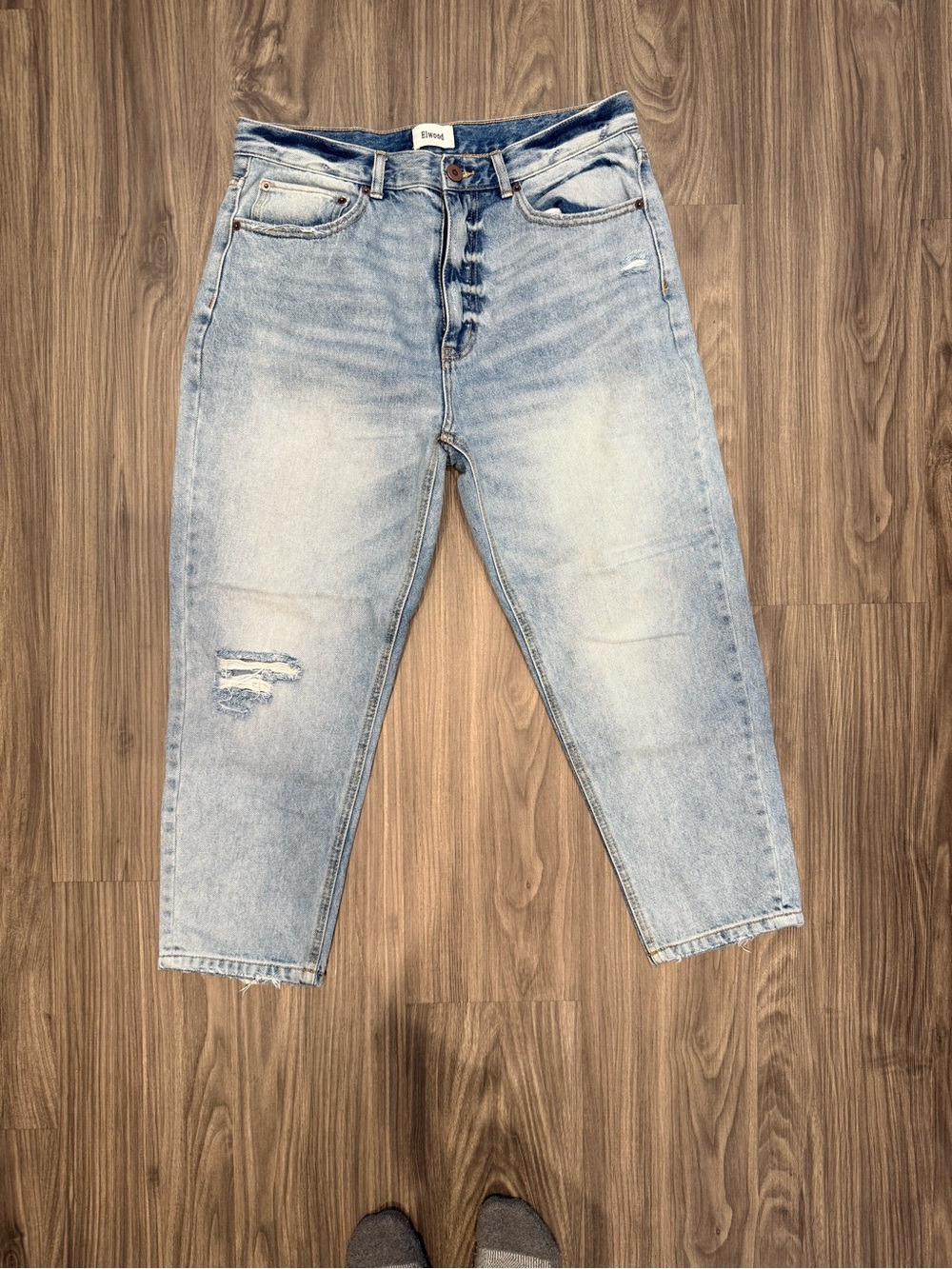 Elwood Light Wash Distressed Jeans